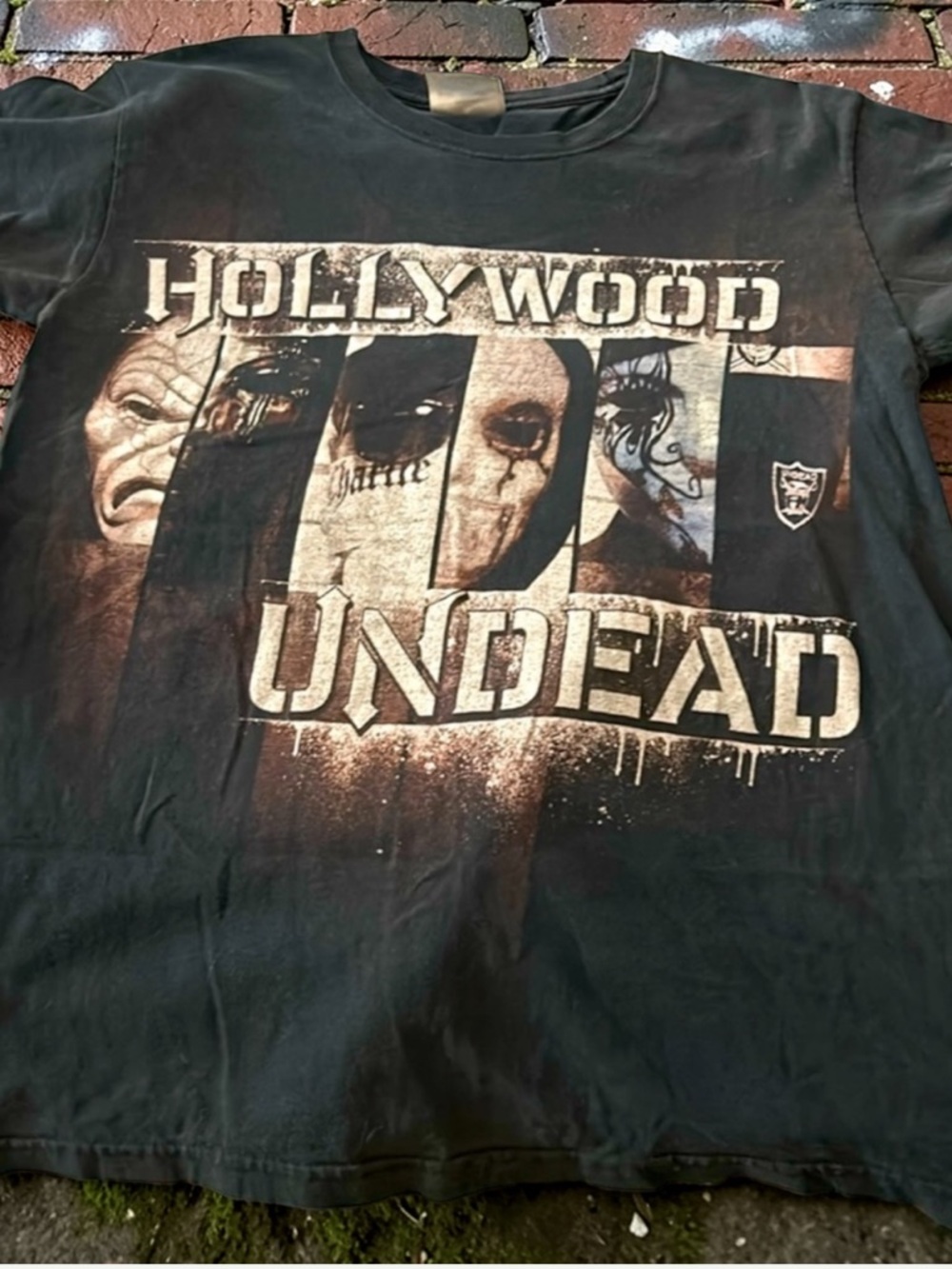 Vintage Hollywood Undead Band Tee